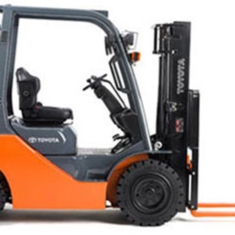 5,000 Pound Warehouse Forklift Rental - Toyota 8FGU25